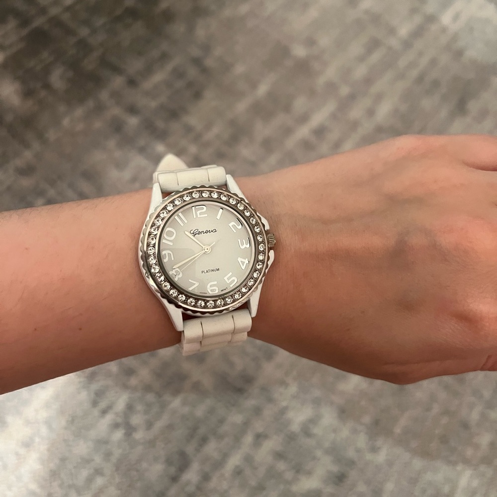 Oversized white & silver watch